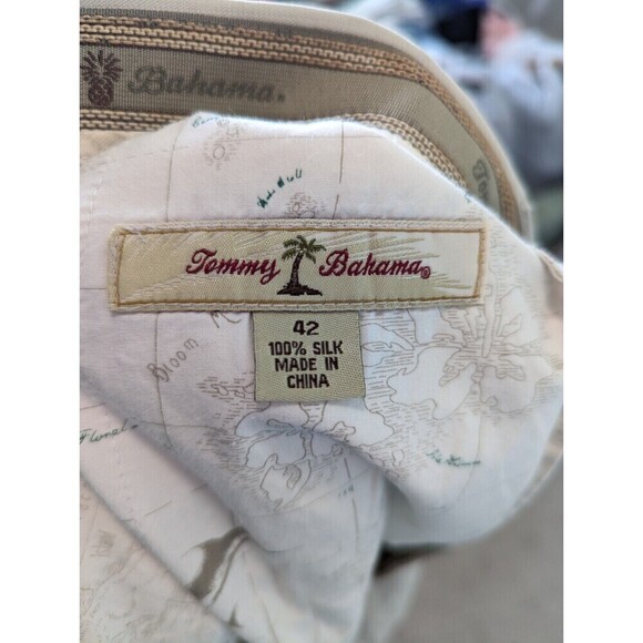 Tommy Bahama Silk Shorts Mens Size 42 Tan Pleated Casual - Picture 8 of 10